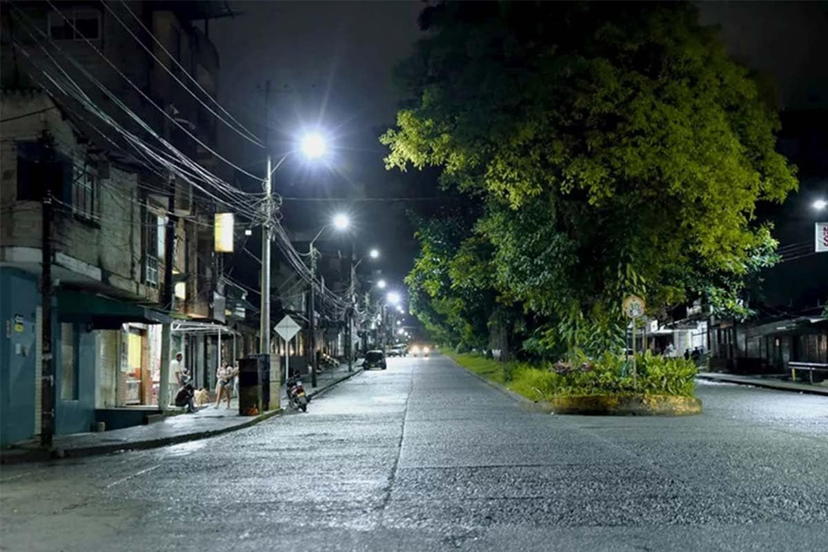 OrangeVolt 30w Street Light | Cool White 6500K | IP66 Waterproof with PC lens Diffuser Cover Outdoor Lighting - Image 5