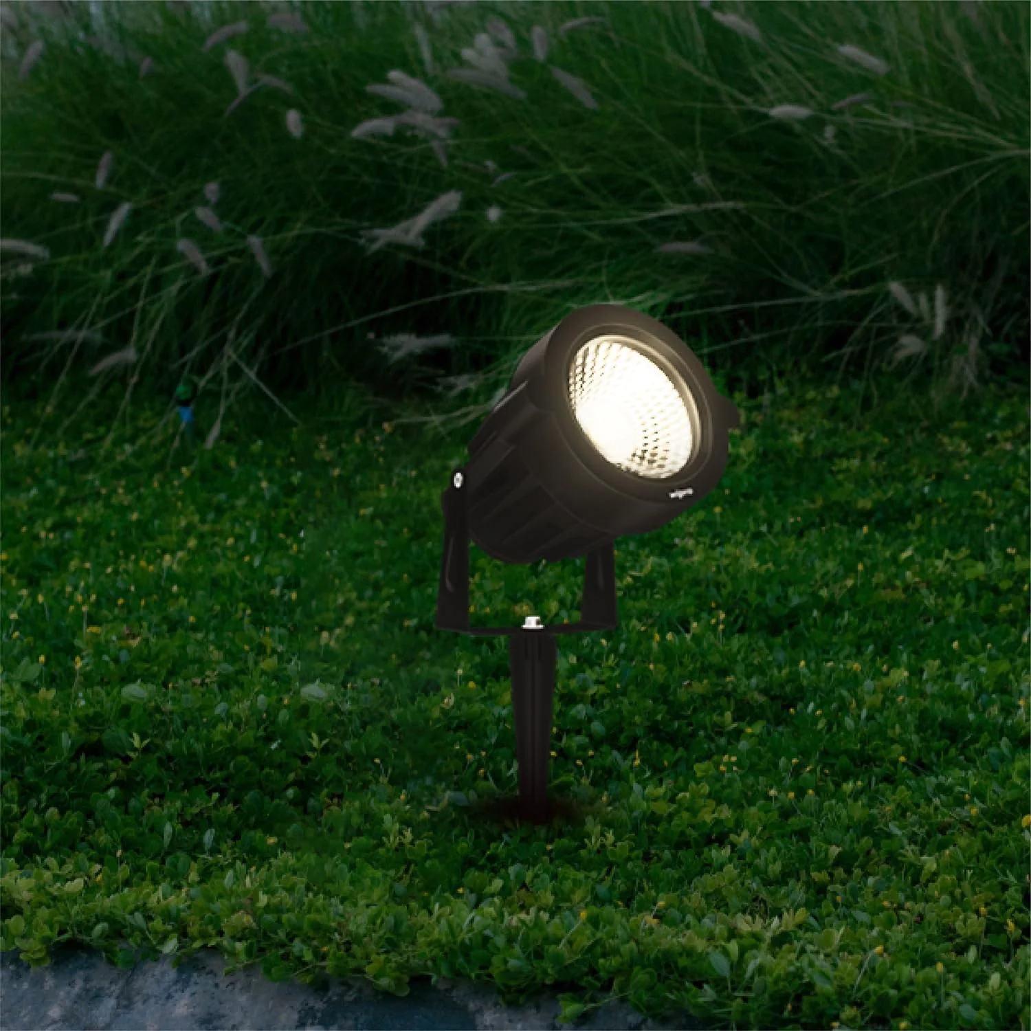 Orangevolt 7W LED Garden Spike Light – Cool White Outdoor Landscape Lighting for Pathways & Plants - Image 3