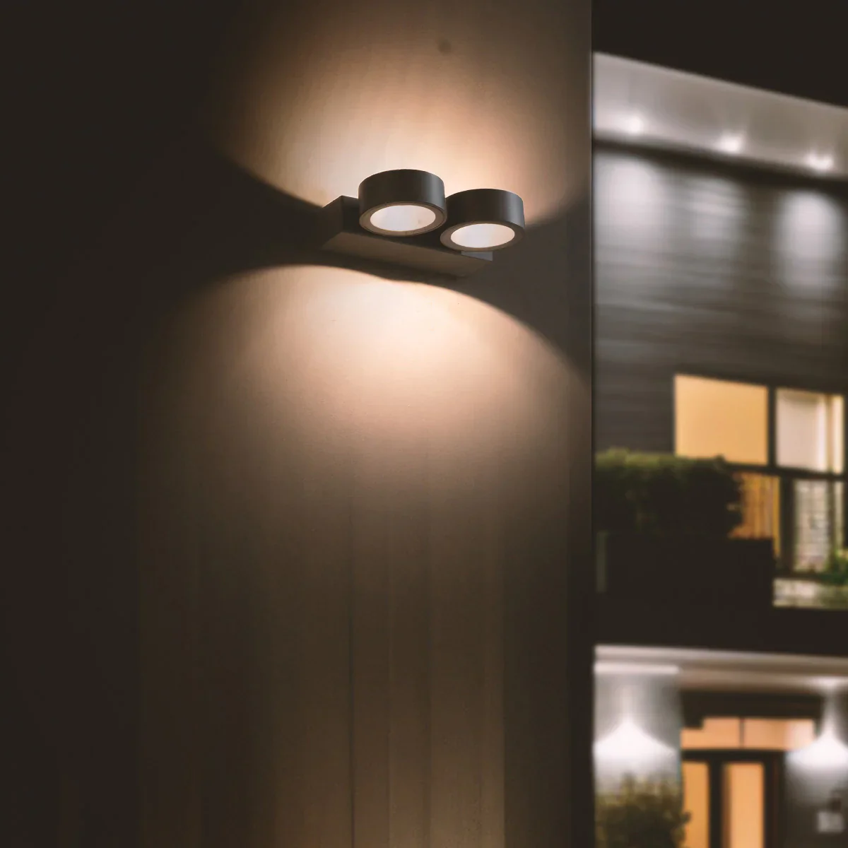 Philips Alfresco Wall light (Round shaped, with pattern) - Image 3