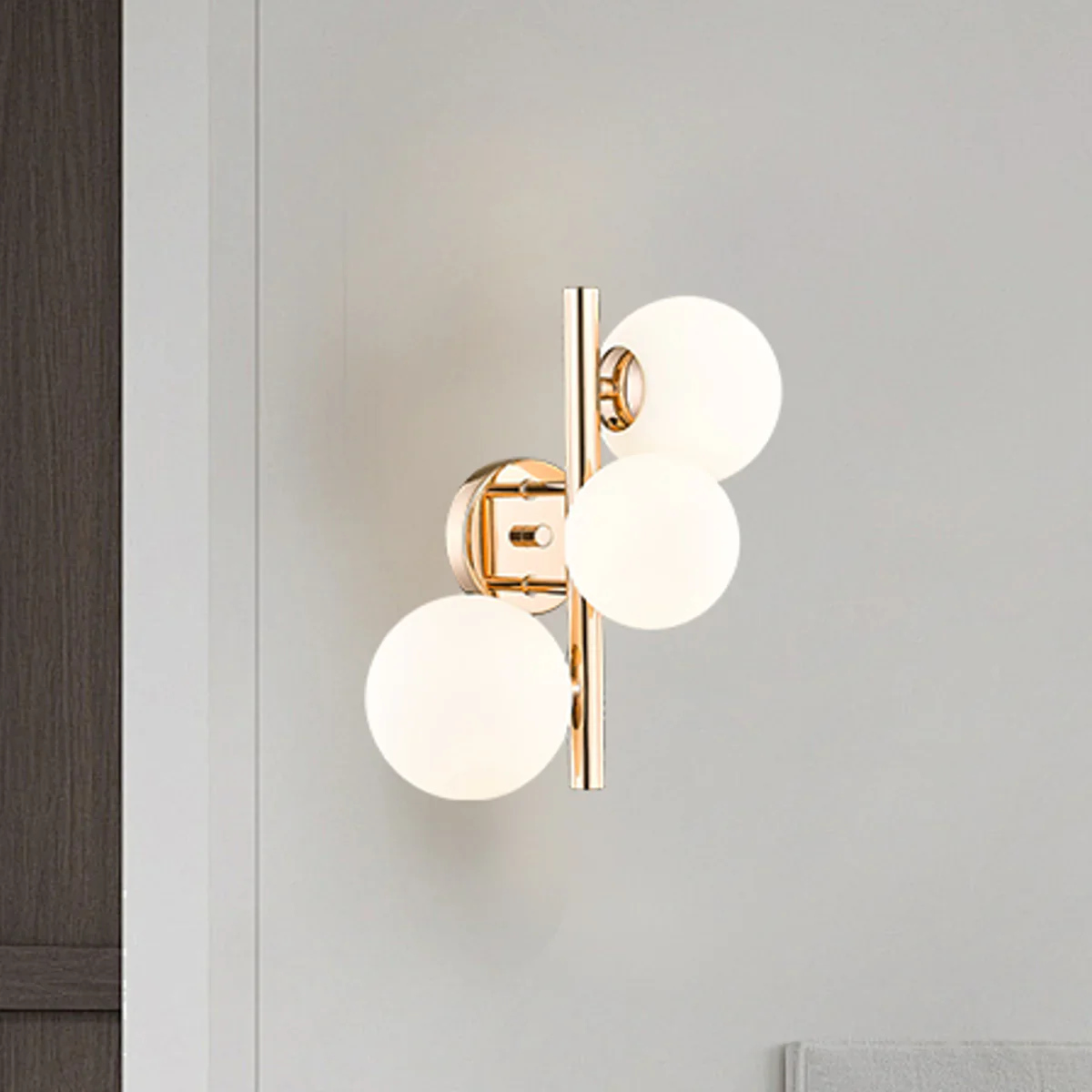 Philips Divine 3-head Wall light - Image 3